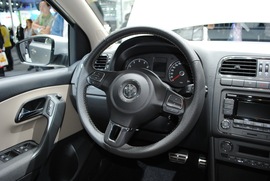 2012款大众CrossPolo