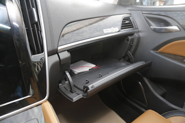 比亚迪秦100上市发布会实拍