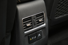 比亚迪秦100上市发布会实拍