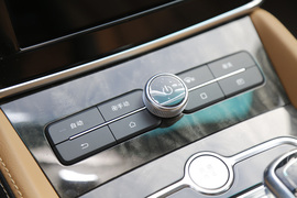 比亚迪秦100上市发布会实拍