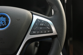 比亚迪秦100上市发布会实拍