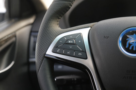 比亚迪秦100上市发布会实拍