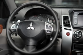 三菱帕杰罗劲畅