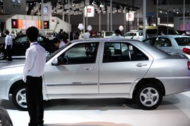 奇瑞2012款旗云2