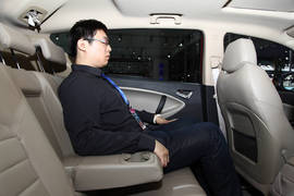 2011广州车展全球鹰GX7内饰独家实拍