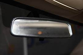 2011广州车展全球鹰GX7内饰独家实拍