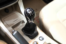 2011广州车展全球鹰GX7内饰独家实拍