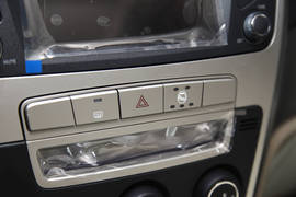 2011广州车展全球鹰GX7内饰独家实拍