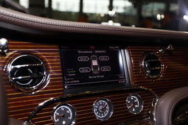 2012款宾利慕尚EIC特别定制版图解