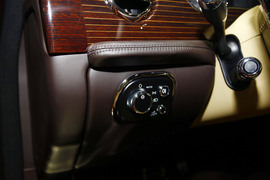 2012款宾利慕尚EIC特别定制版图解