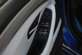 2012款宝马M5试驾实拍