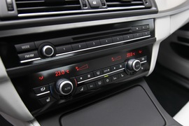 2012款宝马M5试驾实拍