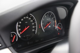 2012款宝马M5试驾实拍