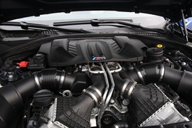2012款宝马M5试驾实拍