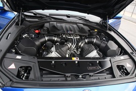 2012款宝马M5试驾实拍