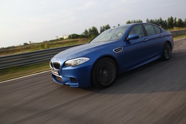 2012款宝马M5试驾实拍