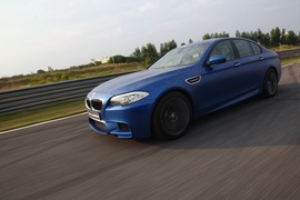 2012款宝马M5试驾实拍