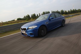 2012款宝马M5试驾实拍