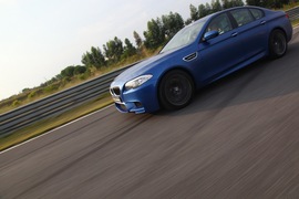 2012款宝马M5试驾实拍