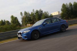 2012款宝马M5试驾实拍