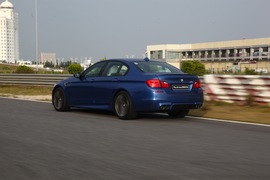 2012款宝马M5试驾实拍