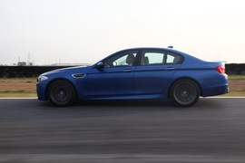 2012款宝马M5试驾实拍