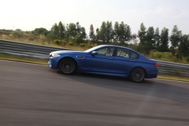 2012款宝马M5试驾实拍