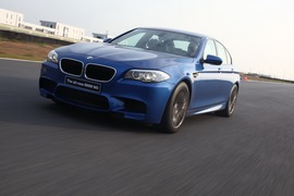 2012款宝马M5试驾实拍