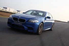 2012款宝马M5试驾实拍