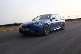 2012款宝马M5试驾实拍