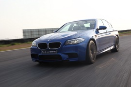 2012款宝马M5试驾实拍