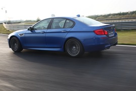 2012款宝马M5试驾实拍