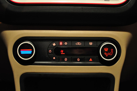 搜狐汽车上海站试驾上汽MG3组图