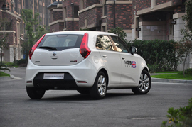 搜狐汽车上海站试驾上汽MG3组图