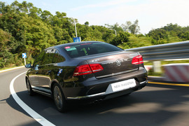 2012款大众迈腾3.0L