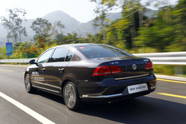 2012款大众迈腾3.0L