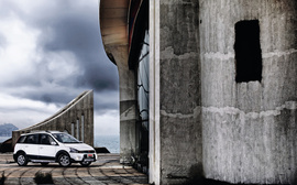 名车志试驾景逸LV