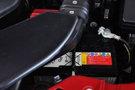 2012款三菱欧蓝德劲界