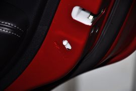 2012款三菱欧蓝德劲界