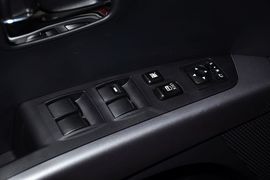 2012款三菱欧蓝德劲界