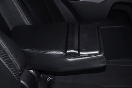 2012款三菱欧蓝德劲界