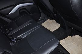 2012款三菱欧蓝德劲界