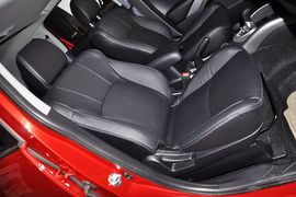 2012款三菱欧蓝德劲界