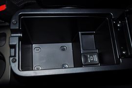 2012款三菱欧蓝德劲界