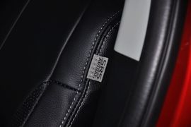 2012款三菱欧蓝德劲界