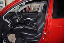 2012款三菱欧蓝德劲界