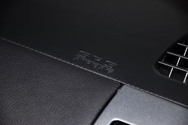 2012款三菱欧蓝德劲界