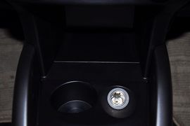 2012款三菱欧蓝德劲界