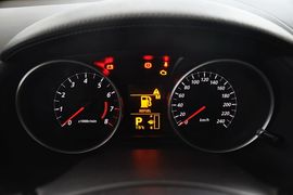 2012款三菱欧蓝德劲界