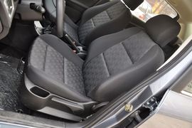 2010款东风标致307